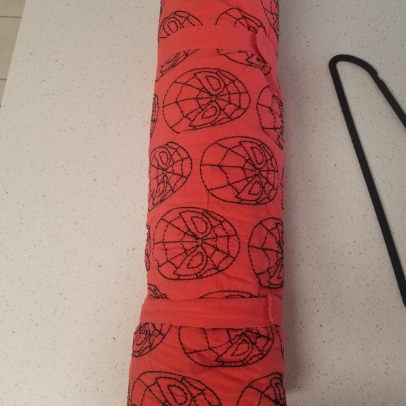 Pottery Barn Kids Spiderman Sleeping Bag 52"×24" - Picture 7 of 11